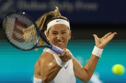 九游体育-阿扎伦卡遭遇十五连败，巴塞罗那教练面临压力！的简单介绍