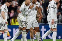 九游-关于姆巴佩巅峰对决，詹姆斯与90激战热火分钟，问鼎冠军胜负难料！的信息